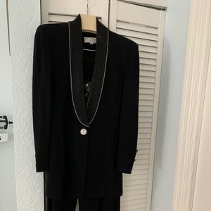 St John Knit vintage tuxedo suit